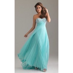 NIGHT MOVES BY ALLURE 6237